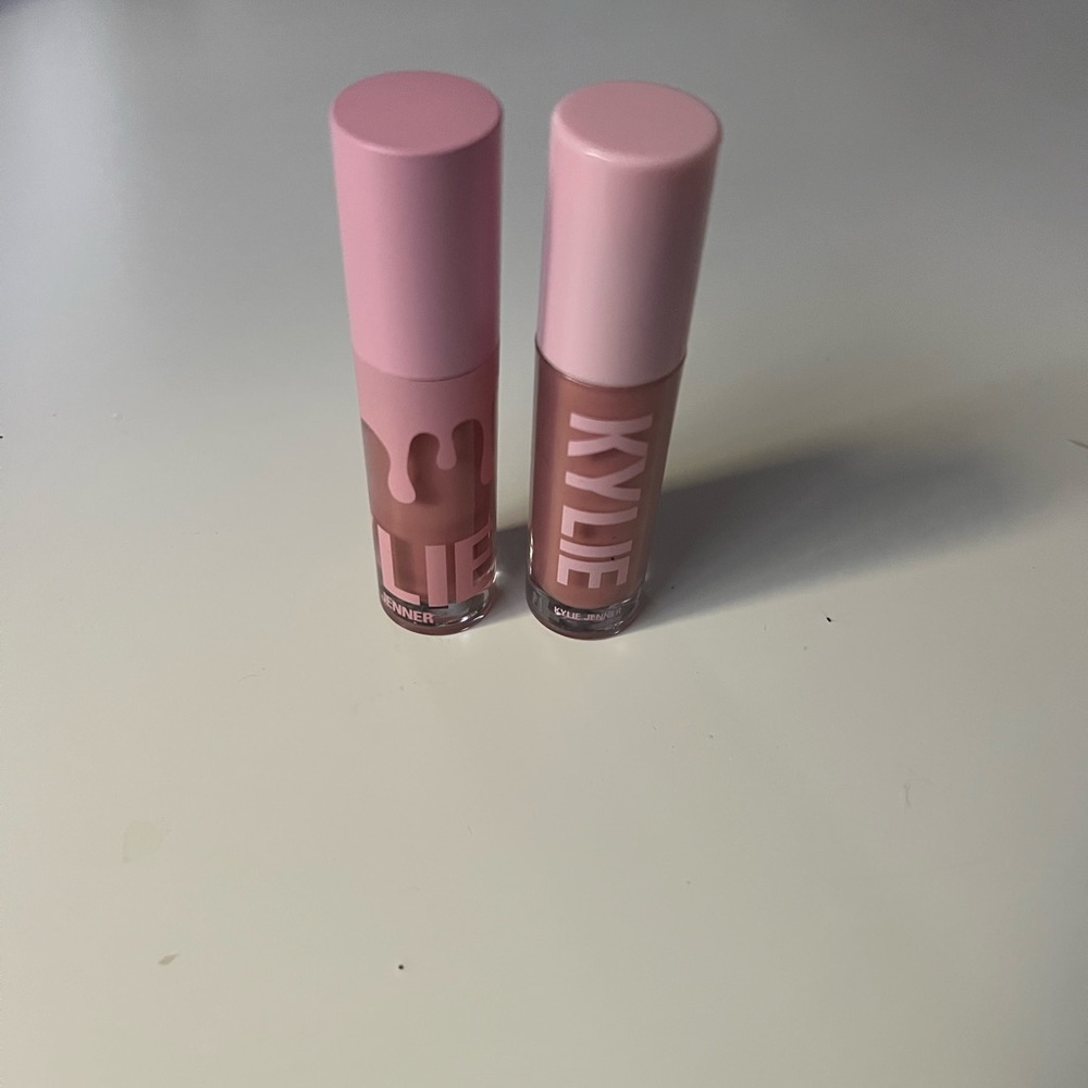 Kylie Cosmetics Matte Liquid Lipstick - Pink